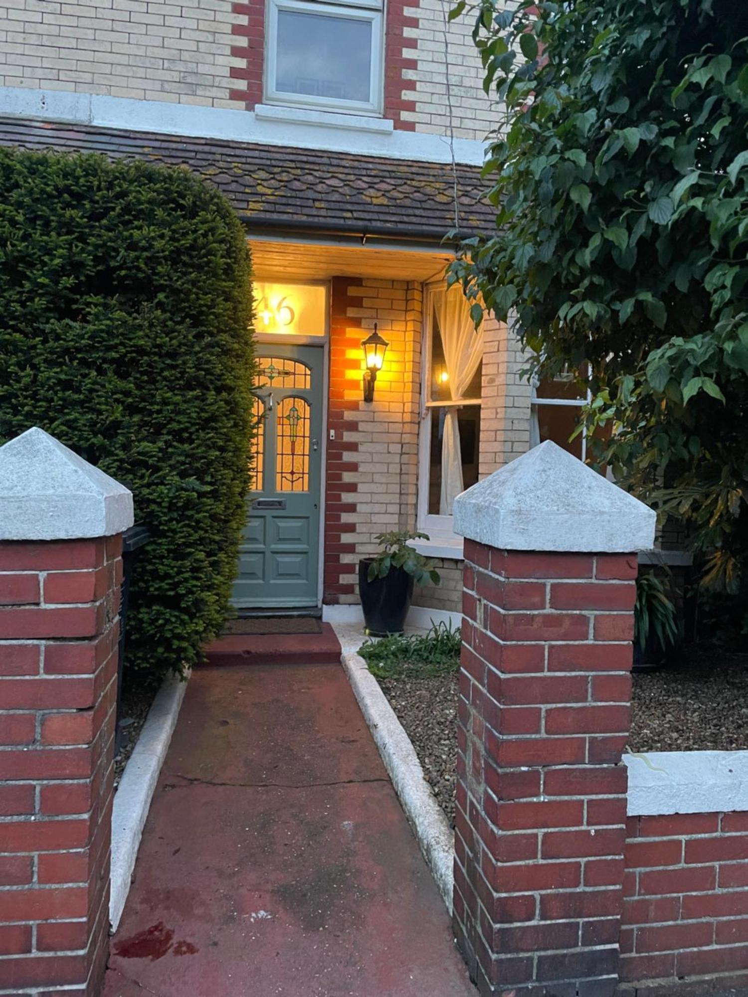 3 Bed Home Sleeps 6 Free Parking 브라이턴 외부 사진